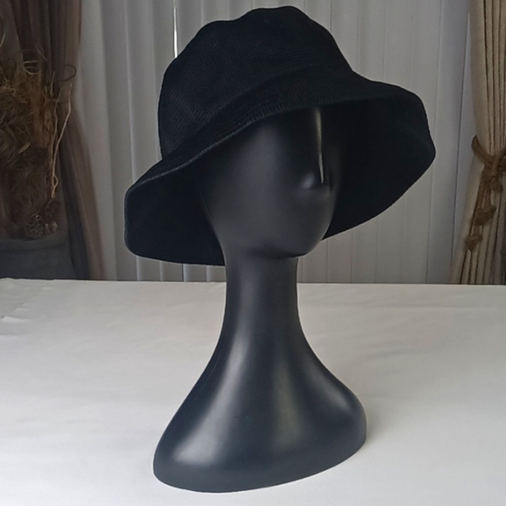 Parkhurst Womens Hat.
